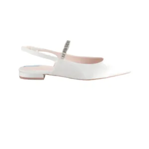 side view of white flat wedding shoes from Lajwanti Designers