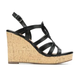 Custom made shoes by Lajwanti Designers, designed for luxury, comfort, and personalized style.