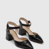 Top medium heels manufacturers in Pakistan, Lajwanti Designers specializes in high-quality, stylish medium heels for women.