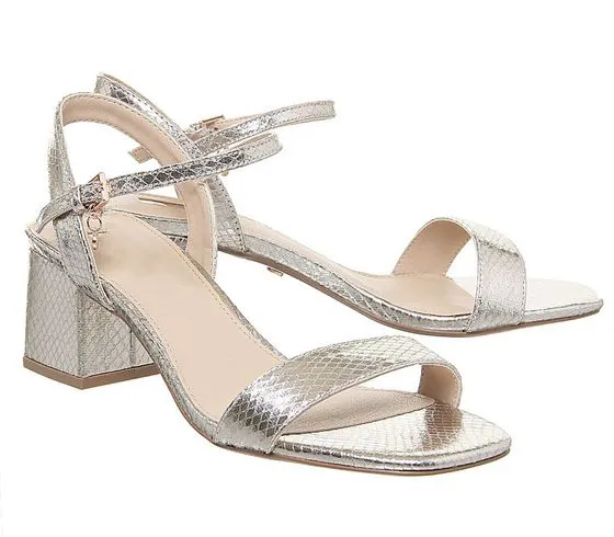 Medium Heel Sandals for Women | Lajwanti Collections Stylish medium heel sandals for women by Lajwanti Designers, designed for comfort and sophisticated style.